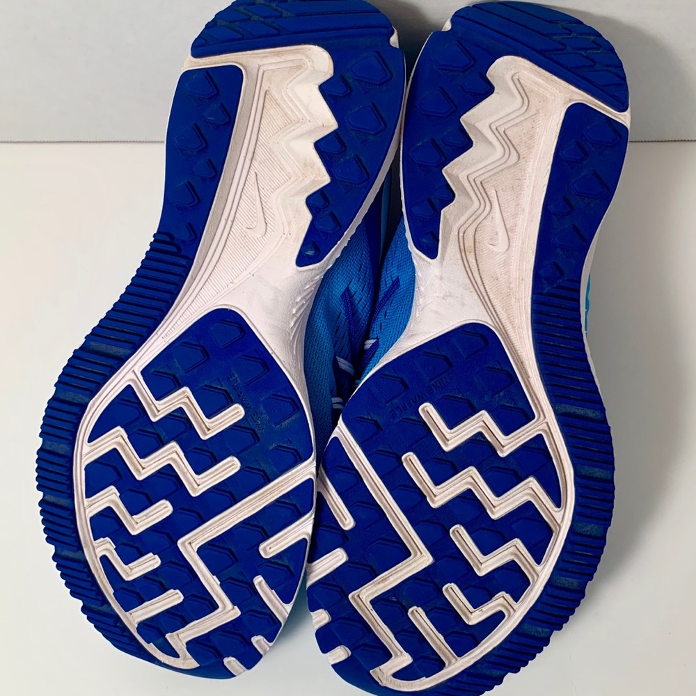 Nike Air Zoom Winflo 3 Running Shoes - Picture 6 of 8